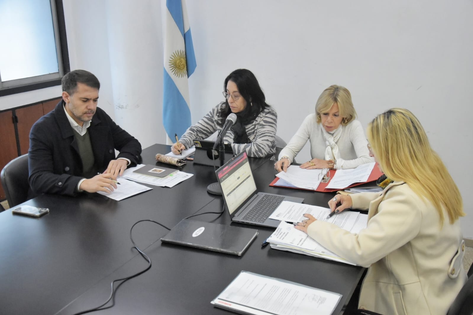 whatsapp-image-2026-05-20-at-09-12-58-6a0da6ca57e91463677880.jpeg